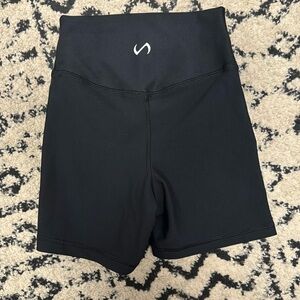 TLF Genesis - High Waisted Workout Shorts in size small